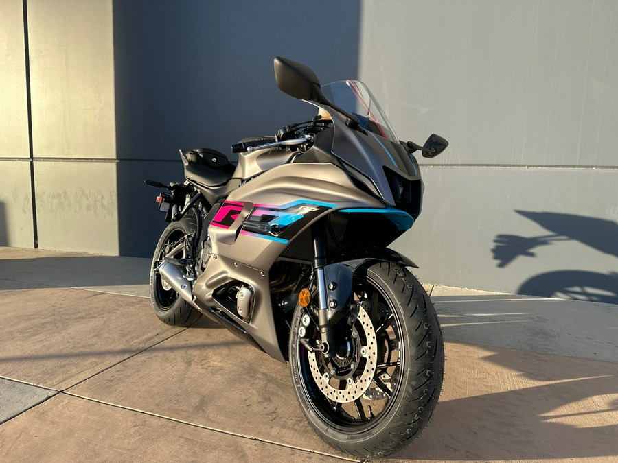 2024 YAMAHA YZF-R7