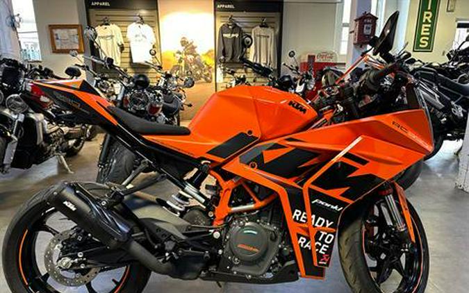 2023 KTM RC 390