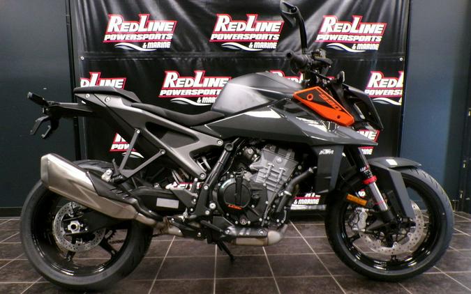 2024 KTM 990 Duke Review [A Dozen Fast Facts]