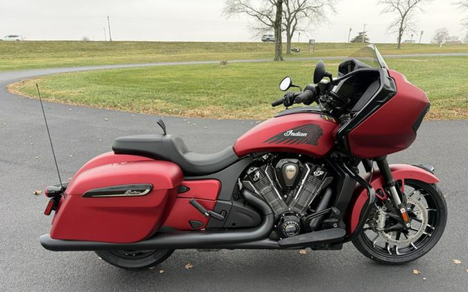 2026 Indian CHALLENGER DARK HORSE
