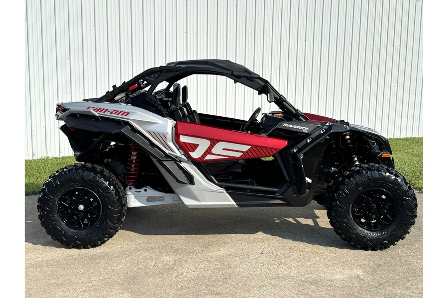 2024 MAVERICK X3 DS TURBO - Can-Am