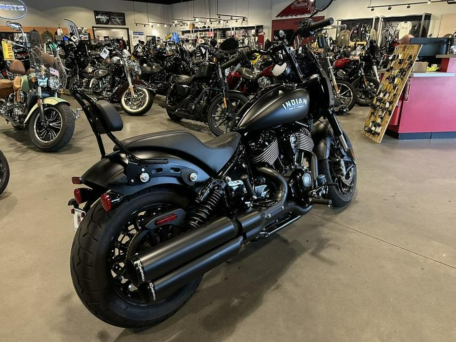 2023 Indian Motorcycle® Sport Chief Black Smoke