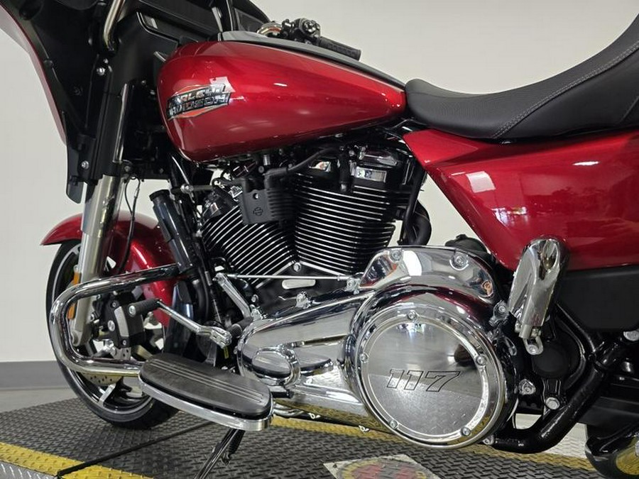 2025 Harley-Davidson® FLHX - Street Glide®