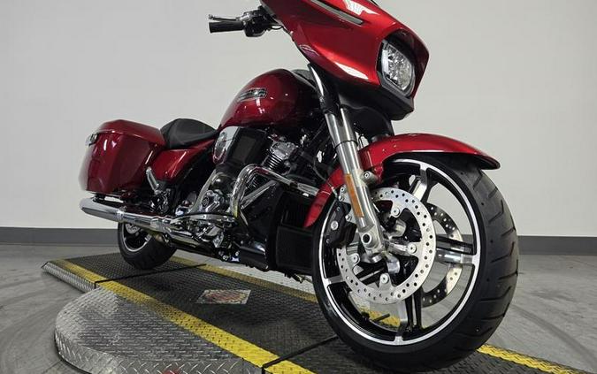 2025 Harley-Davidson® FLHX - Street Glide®