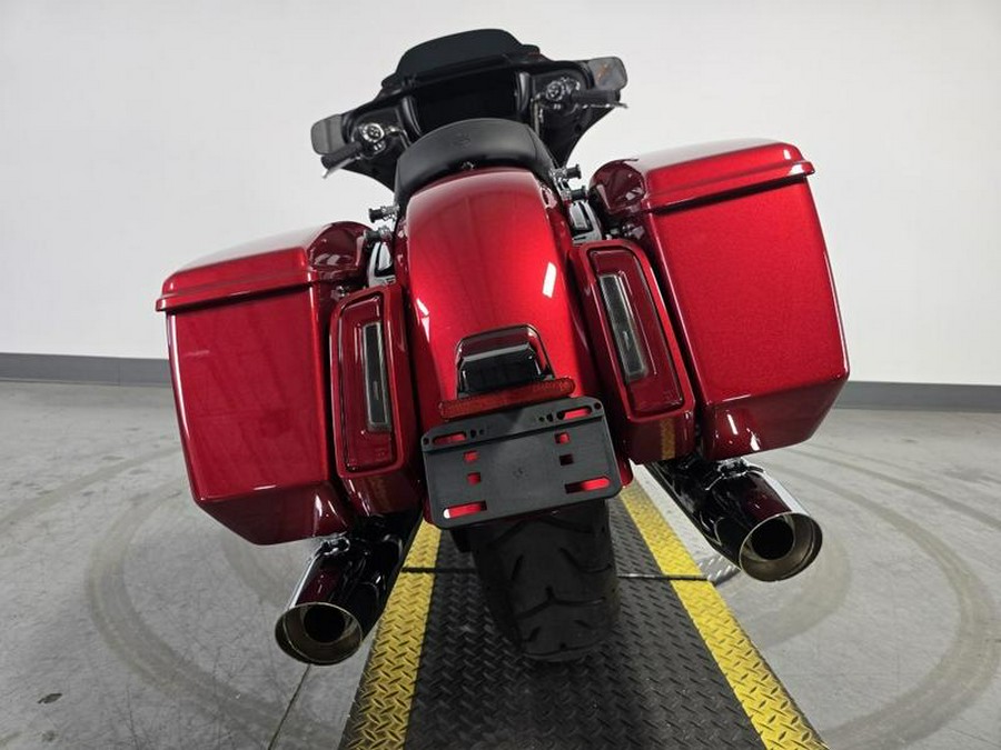 2025 Harley-Davidson® FLHX - Street Glide®