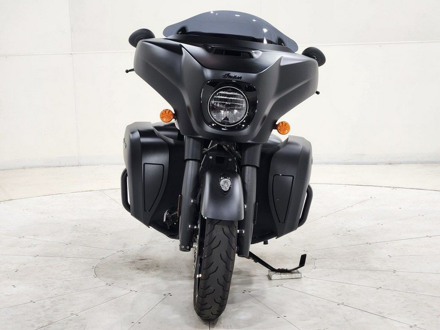 2023 Indian Motorcycle® Roadmaster® Dark Horse® Black Smoke