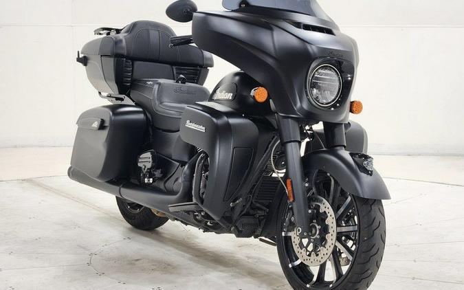 2023 Indian Motorcycle® Roadmaster® Dark Horse® Black Smoke