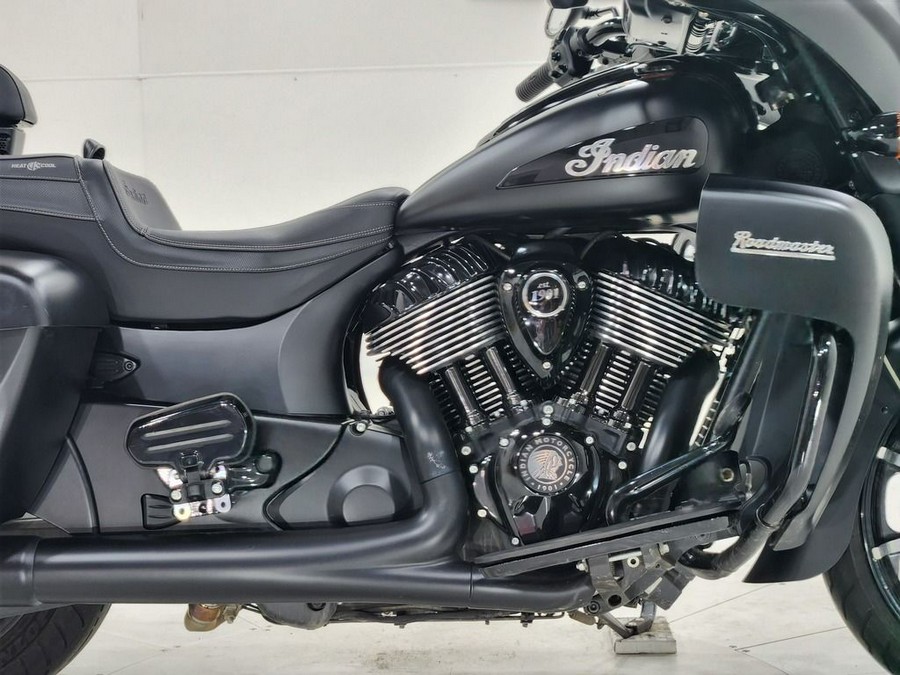 2023 Indian Motorcycle® Roadmaster® Dark Horse® Black Smoke