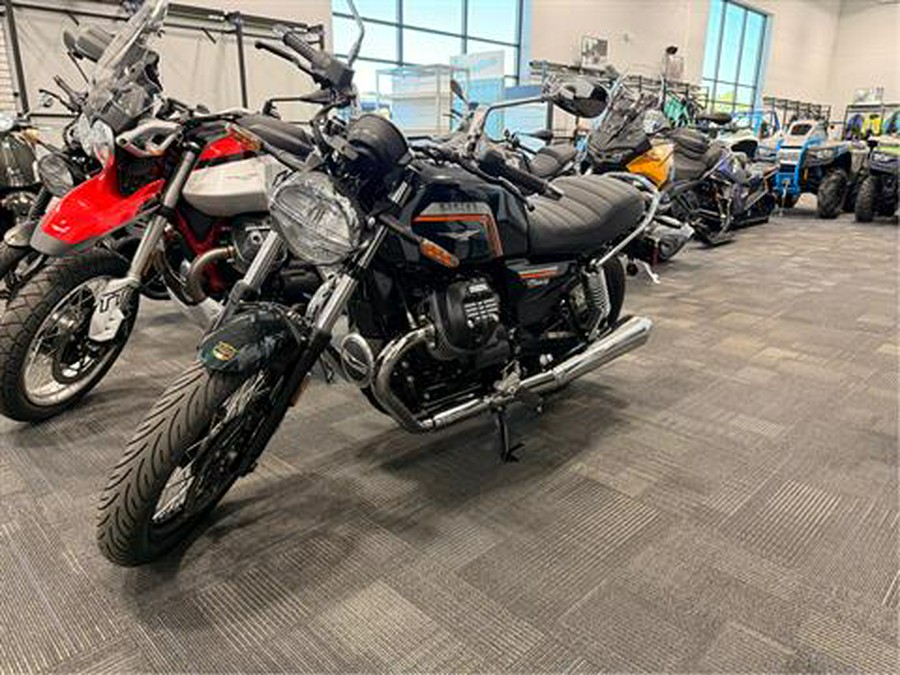 2026 Moto Guzzi V7 Special