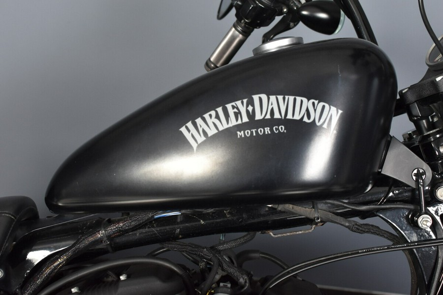 2014 Harley-Davidson Iron 883