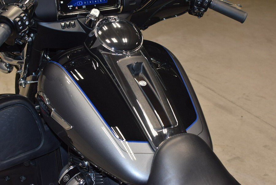 2022 Harley-Davidson Tri Glide Ultra FLHTCUTG