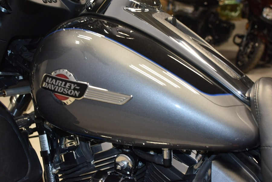 2022 Harley-Davidson Tri Glide Ultra FLHTCUTG