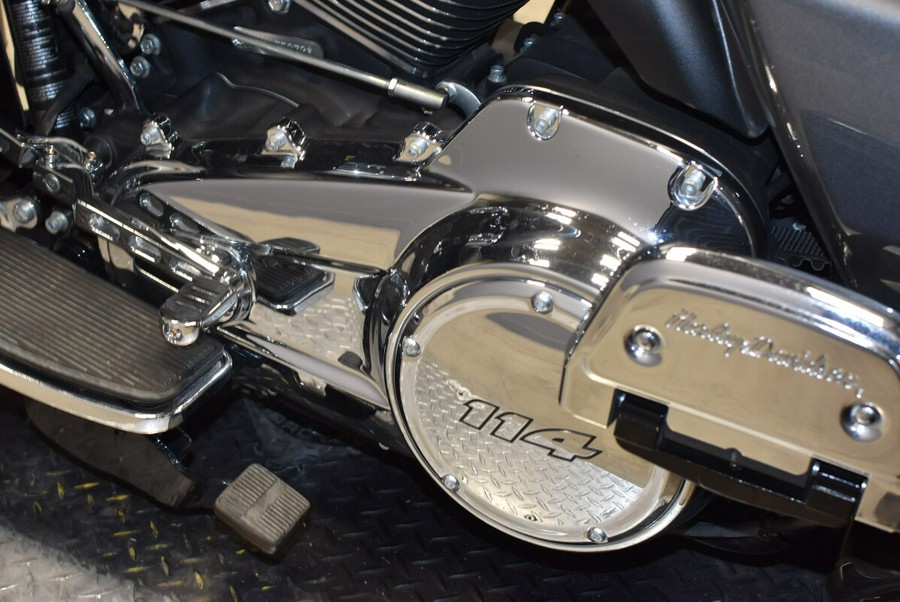 2022 Harley-Davidson Tri Glide Ultra FLHTCUTG