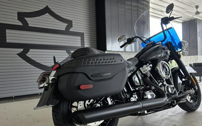 2026 Harley-Davidson® Heritage Classic Midnight Ember w/Laced Wheels