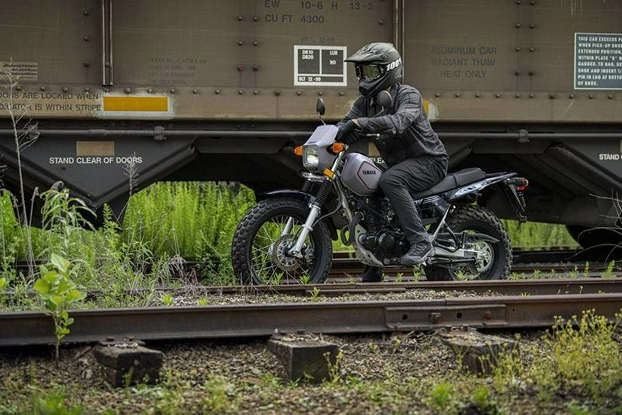 2027 TW200 - Yamaha
