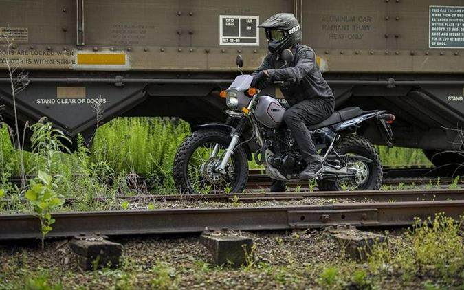 2027 TW200 - Yamaha