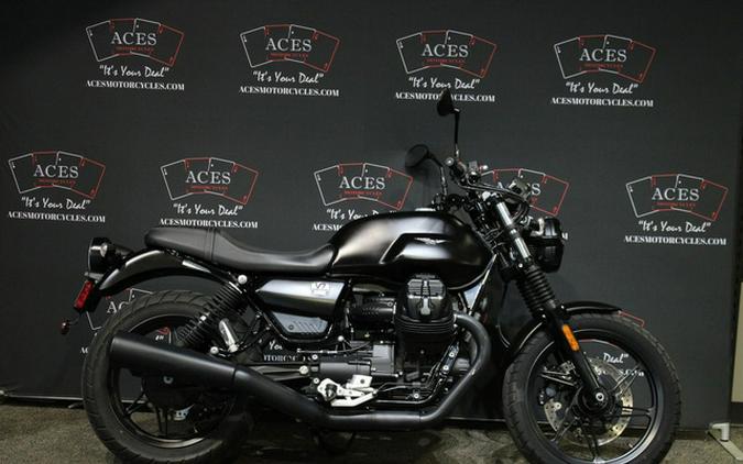 2021 Moto Guzzi V7 Stone