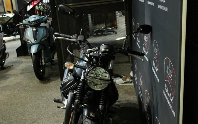 2021 Moto Guzzi V7 Stone