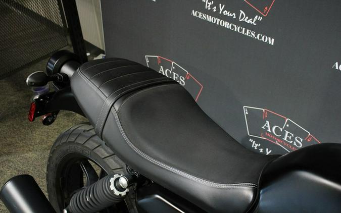 2021 Moto Guzzi V7 Stone