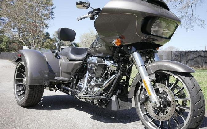 2023 Harley-Davidson® FLTRT - Road Glide® 3