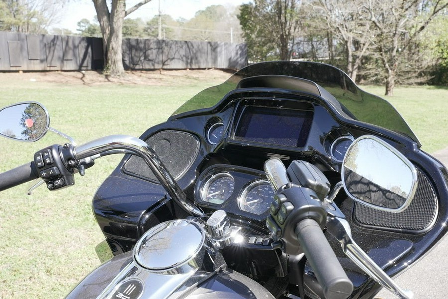 2023 Harley-Davidson® FLTRT - Road Glide® 3