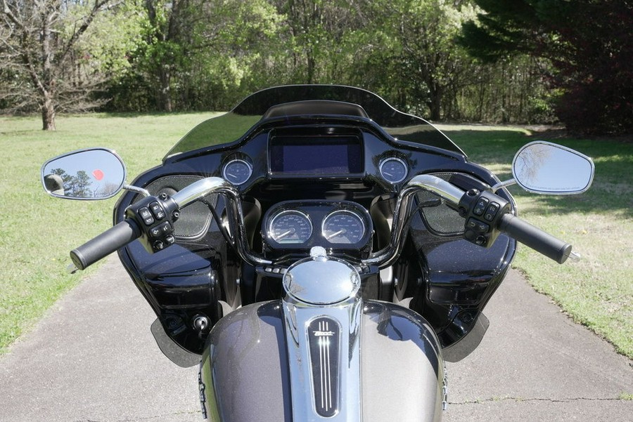 2023 Harley-Davidson® FLTRT - Road Glide® 3