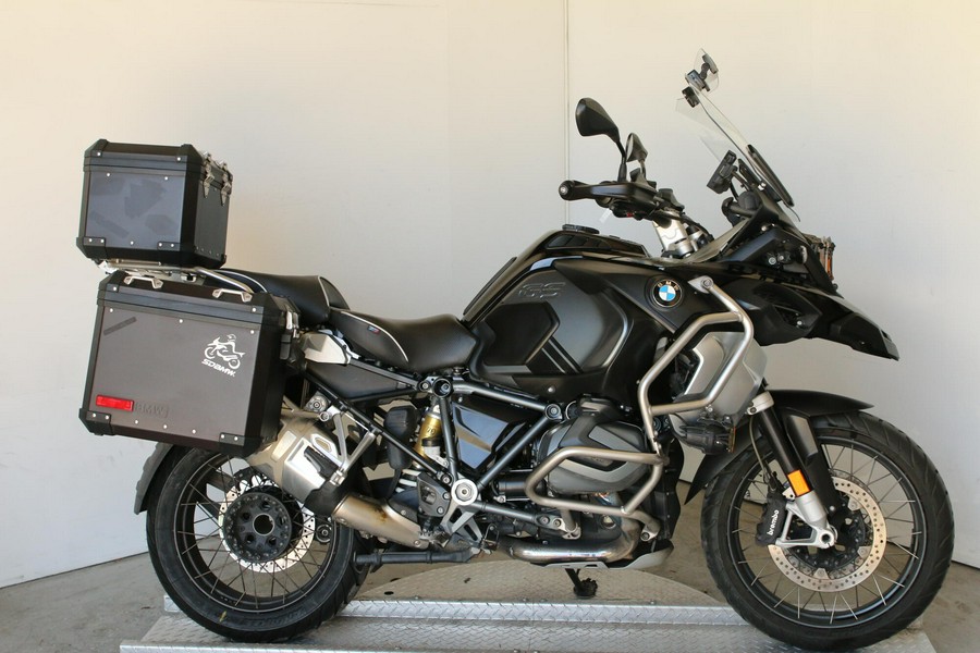 2022 BMW Motorrad R 1250 GS Adventure