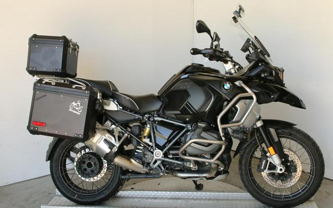 2022 BMW Motorrad R 1250 GS Adventure