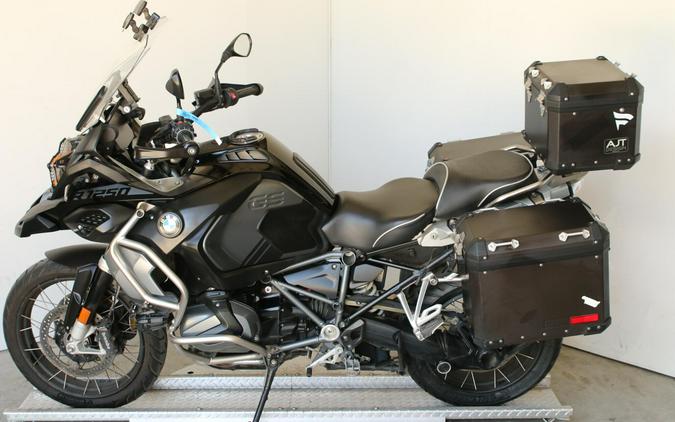 2022 BMW Motorrad R 1250 GS Adventure