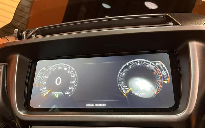 2025 Harley-Davidson® FLHX - Street Glide®