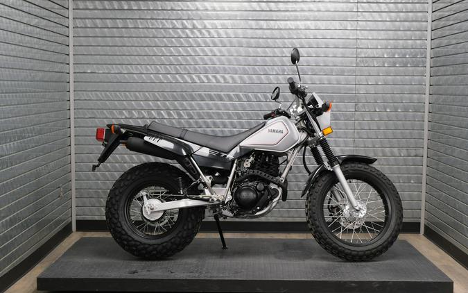 2026 YAMAHA TW200