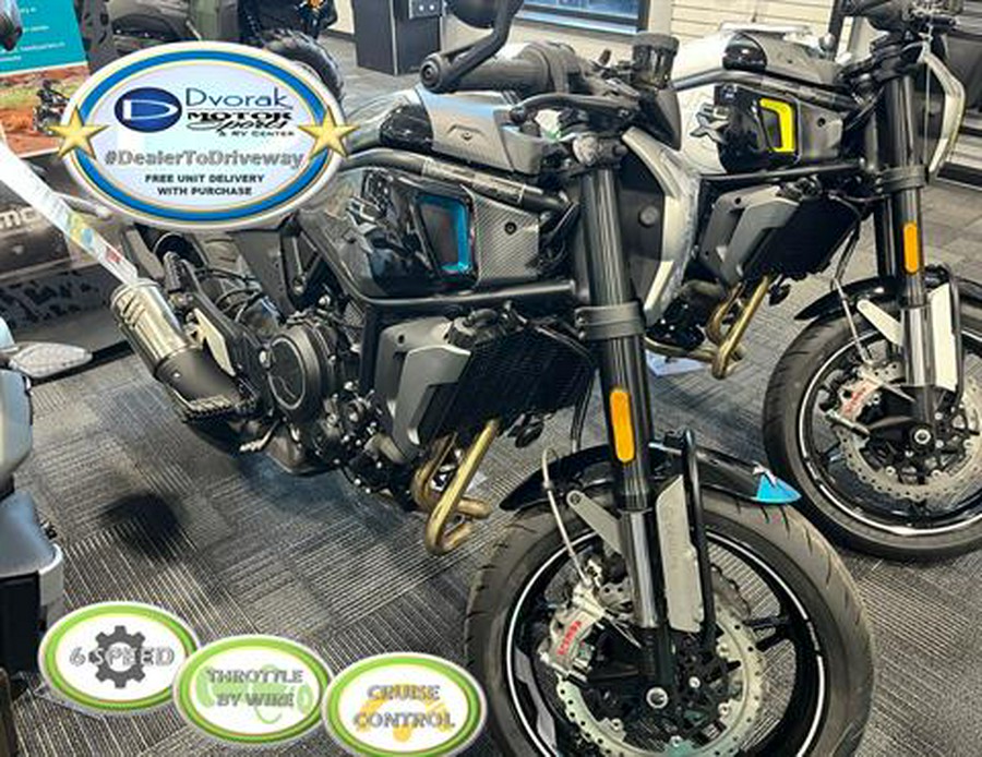 2022 CFMOTO 700CL-X Sport