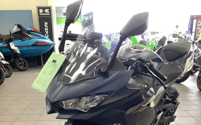 2023 Kawasaki Ninja 400