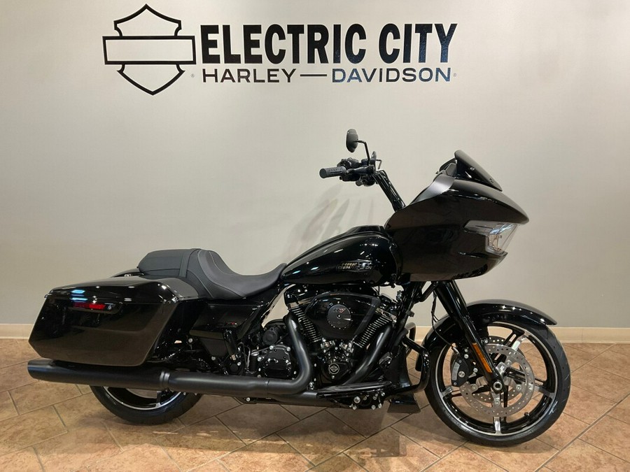 2024 Harley-Davidson®FLTRX Road Glide® Vivid Black