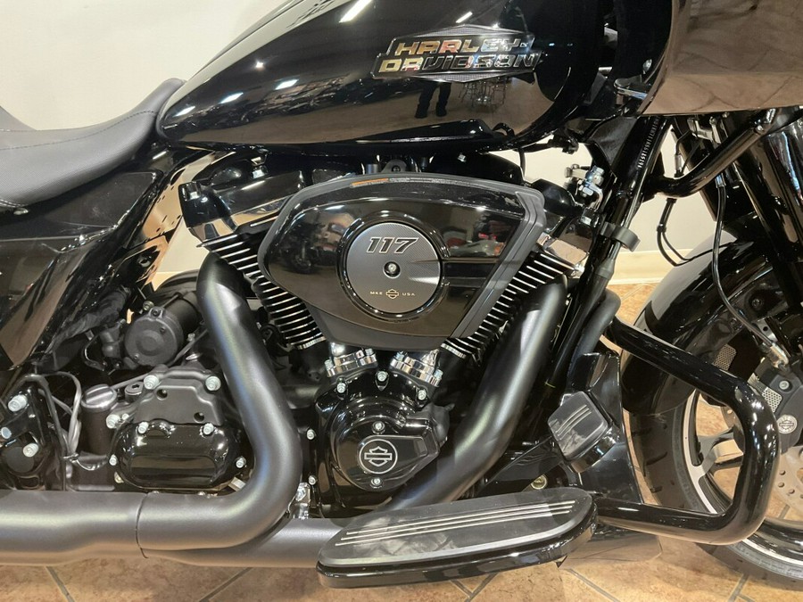 2024 Harley-Davidson®FLTRX Road Glide® Vivid Black