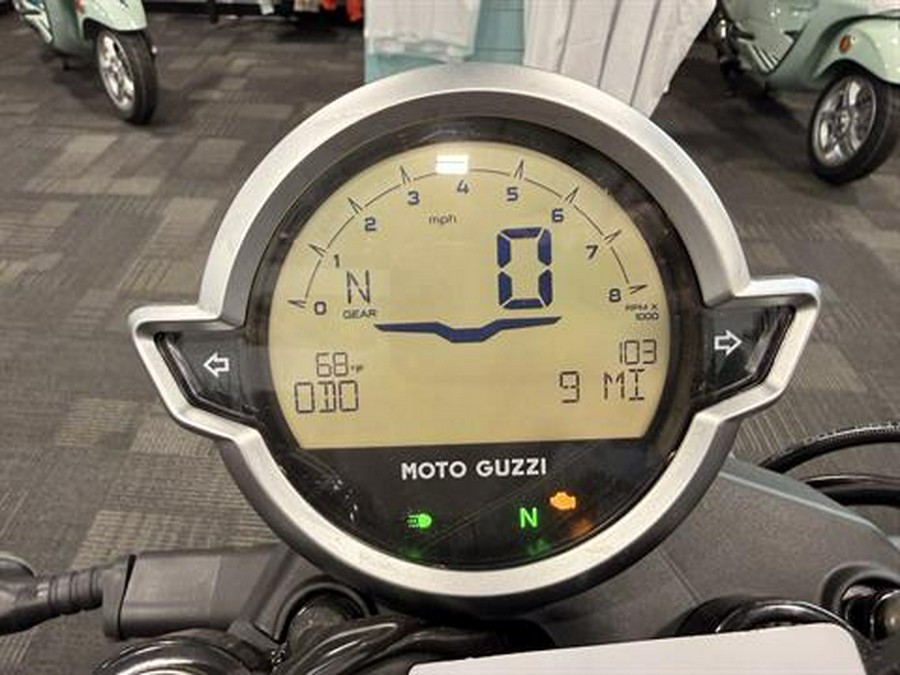 2026 Moto Guzzi V7 Stone