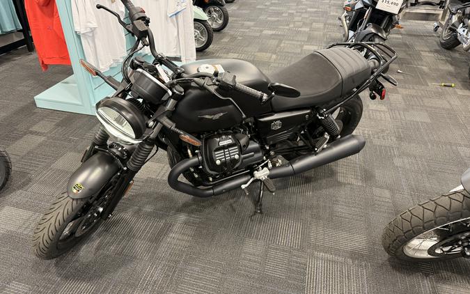2026 Moto Guzzi V7 Stone