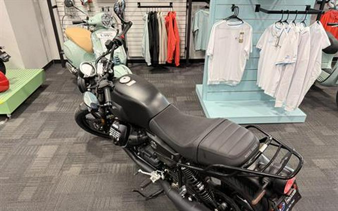 2026 Moto Guzzi V7 Stone