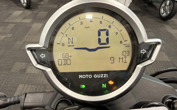 2026 Moto Guzzi V7 Stone
