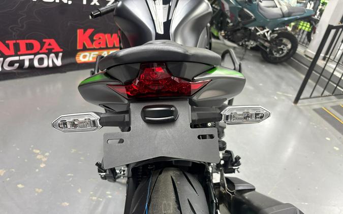 2026 Kawasaki ZR1100