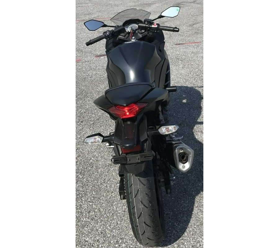 2016 Kawasaki Ninja® 300 ABS