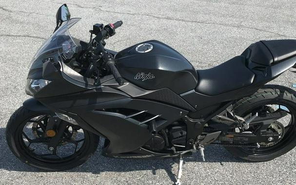 2016 Kawasaki Ninja® 300 ABS
