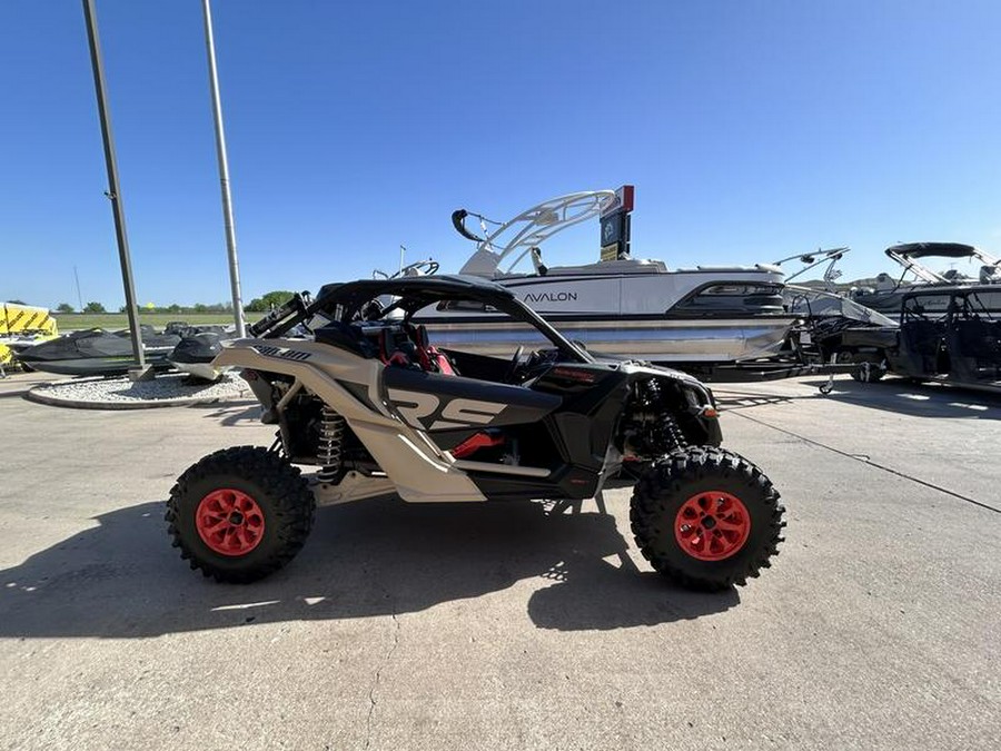 2021 Can-Am® Maverick X3 X rs Turbo RR Desert Tan / Carbon Black / Can-am Red