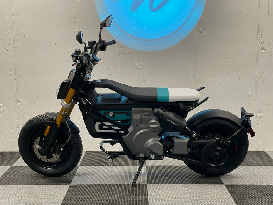 2024 BMW CE 02