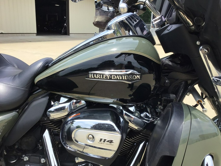 2021 FLHTCUTG Tri Glide® Ultra