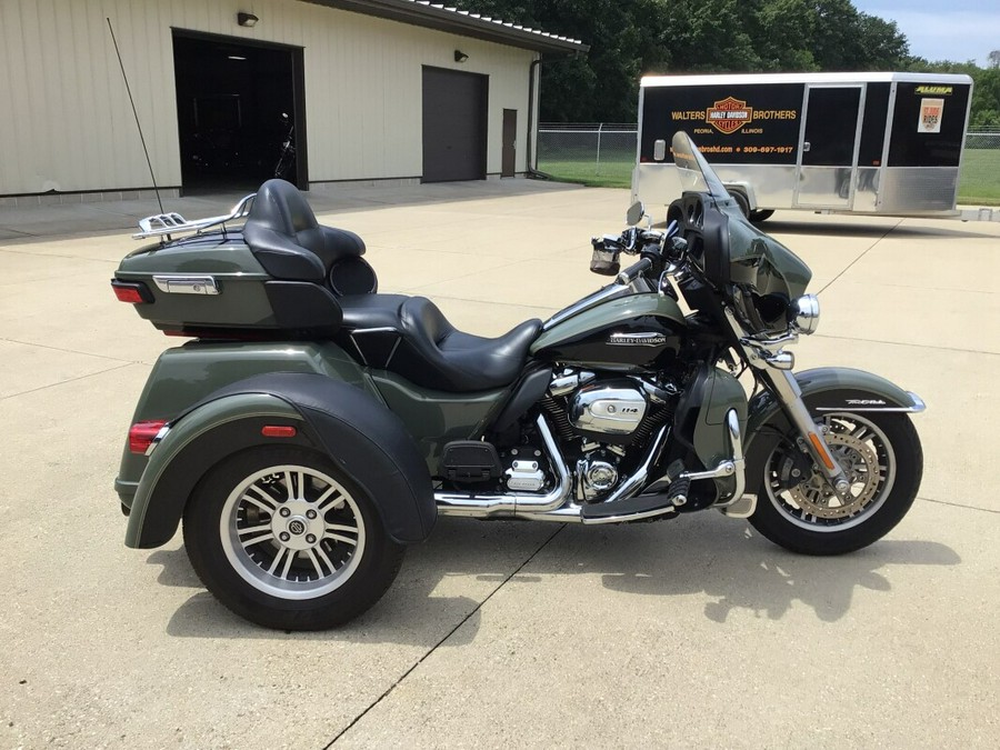 2021 FLHTCUTG Tri Glide® Ultra