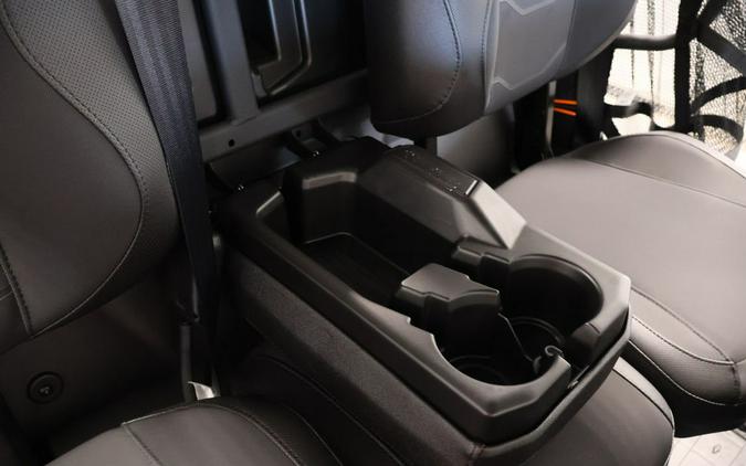 2026 Can-Am® Defender PRO XT HD10