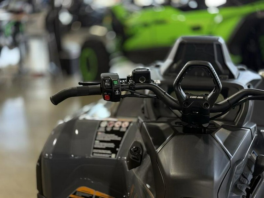 2026 Can-Am® Outlander X mr 1000R Granite Grey