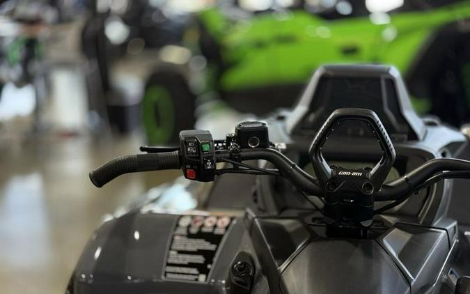 2026 Can-Am® Outlander X mr 1000R Granite Grey