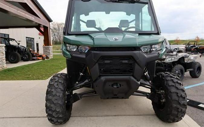 2026 Can-Am Defender DPS CAB